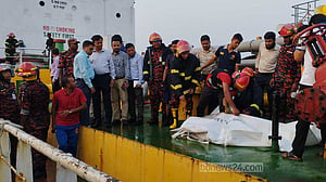 তেলবাহী জাহাজের ইঞ্জিন রুমে বিস্ফোরণে নিহত ২, নিখোঁজ ১