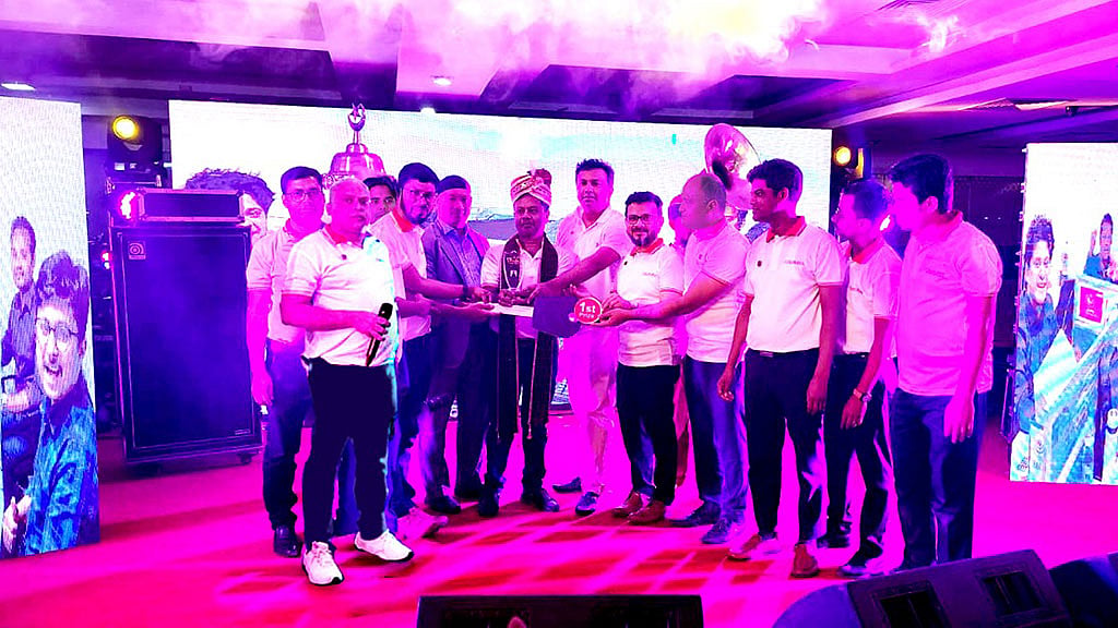 যমুনা ইলেক্ট্রনিক্স অ্যান্ড অটোমোবাইলসের পার্টনারস মিট