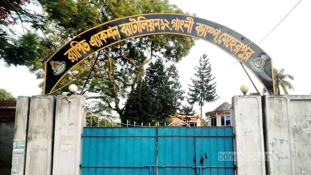 গাংনীতে গুলিবিদ্ধ ‘মাদক কারবারি’, র‌্যাব সদস্যকে কুপিয়ে জখম