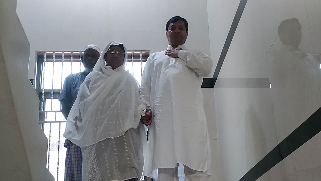 ছেলের জন্য লড়ব, জিতবও: জাহাঙ্গীরের মা