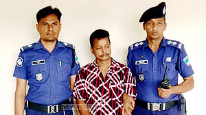 কুষ্টিয়ায় অস্ত্র মামলায় একজনের ২০ বছর কারাদণ্ড