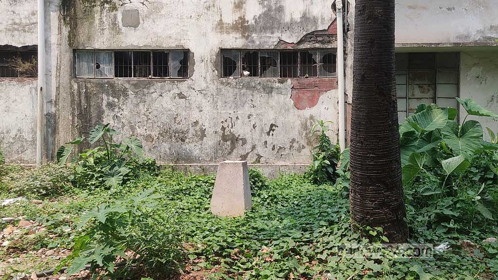 সীমানা নির্ধারণেই অনিশ্চয়তা, খাল উদ্ধার কীভাবে