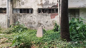 সীমানা নির্ধারণেই অনিশ্চয়তা, খাল উদ্ধার কীভাবে