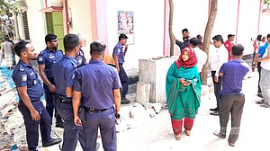 নরসিংদীতে তিতাসের অর্ধশত অবৈধ গ্যাস সংযোগ বিচ্ছিন্ন
