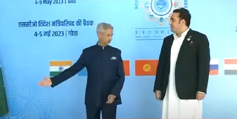 করমর্দন নয়, বিলাওয়ালকে নমস্কারে স্বাগত জানালেন জয়শঙ্কর