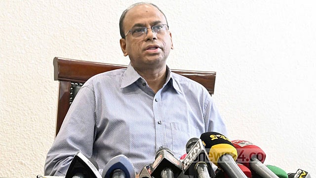 চুক্তিতে মুখ্য সচিব থাকছেন তোফাজ্জল হোসেন