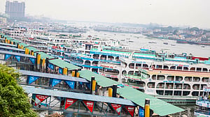 ঘূর্ণিঝড় মোখা: দুই দিন পর নৌ চলাচল শুরু