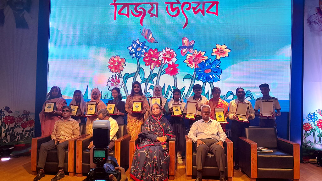 নামি স্কুলে ভালো ফলাফলের ‘পাগলামো’ নিয়ে শিক্ষার দুই মন্ত্রীর উদ্বেগ