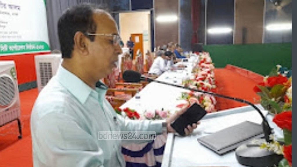 গাজীপুর সিটি নির্বাচন: ভোটকেন্দ্রের তথ্য বিনিময় হবে ‘হোয়াটসঅ্যাপে’