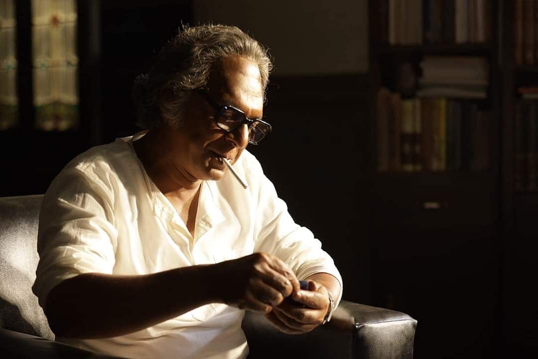 মৃণাল না চঞ্চল, চাঞ্চল্য চঞ্চলেও