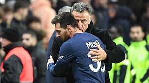 ‘মেসির নিষেধাজ্ঞায় আমার হাত নেই’