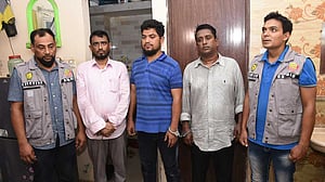 জাল সনদ বেচছিল তারা, দিচ্ছিল ‌অনলাইন ‘যাচাই সুবিধা’