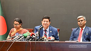 নতুন কোনো নিষেধাজ্ঞার কথা জানি না: পররাষ্ট্রমন্ত্রী