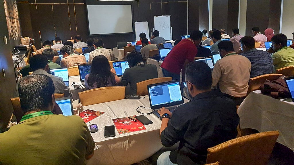 ইন্টারনেট প্রকৌশলীদের সম্মেলন ও কর্মশালা শুরু হল ঢাকায়