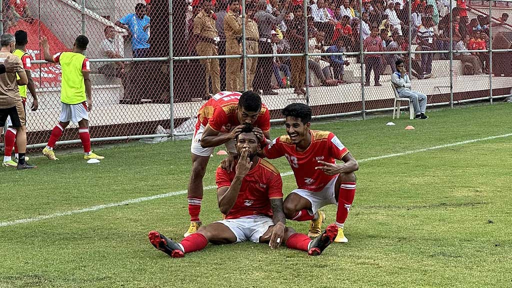 কিংসের রেকর্ড শিরোপা জয়ের ম্যাচে দোরিয়েলতনের হ্যাটট্রিক