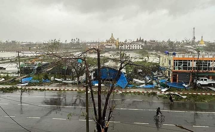 বিপন্ন রাখাইনে বড় দাগ রেখে গেল ঘূর্ণিঝড় মোখা