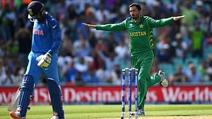 ‘ভারতীয়রা কি এলিয়েন?’, জুনাইদ খানের প্রশ্ন