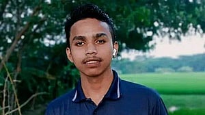 ভোলায় ফুটবল খেলতে গিয়ে আহত দাখিল পরীক্ষার্থীর মৃত্যু
