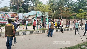 পটুয়াখালীতে বিএনপি-আওয়ামী লীগ সংঘর্ষে মামলা, আসামি ৫০০