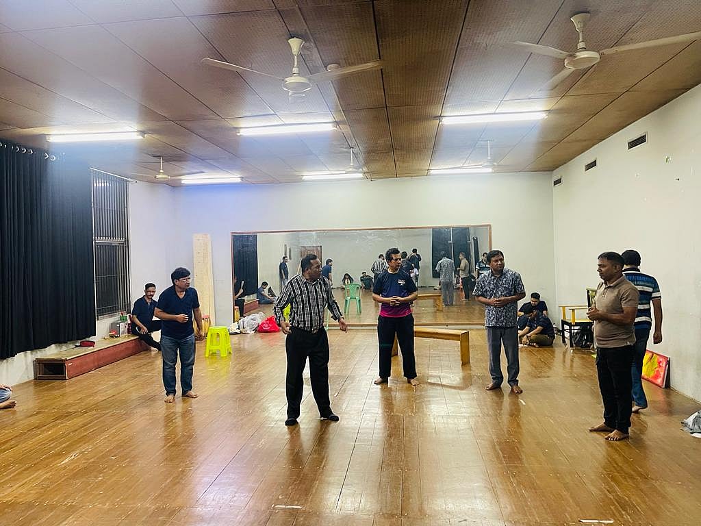 ‘তাজমহলের টেন্ডার’ মঞ্চে আনছে কণ্ঠশীলন