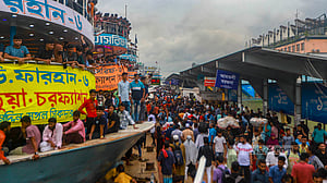 ঈদযাত্রায় তবুও ভরসা লঞ্চ
