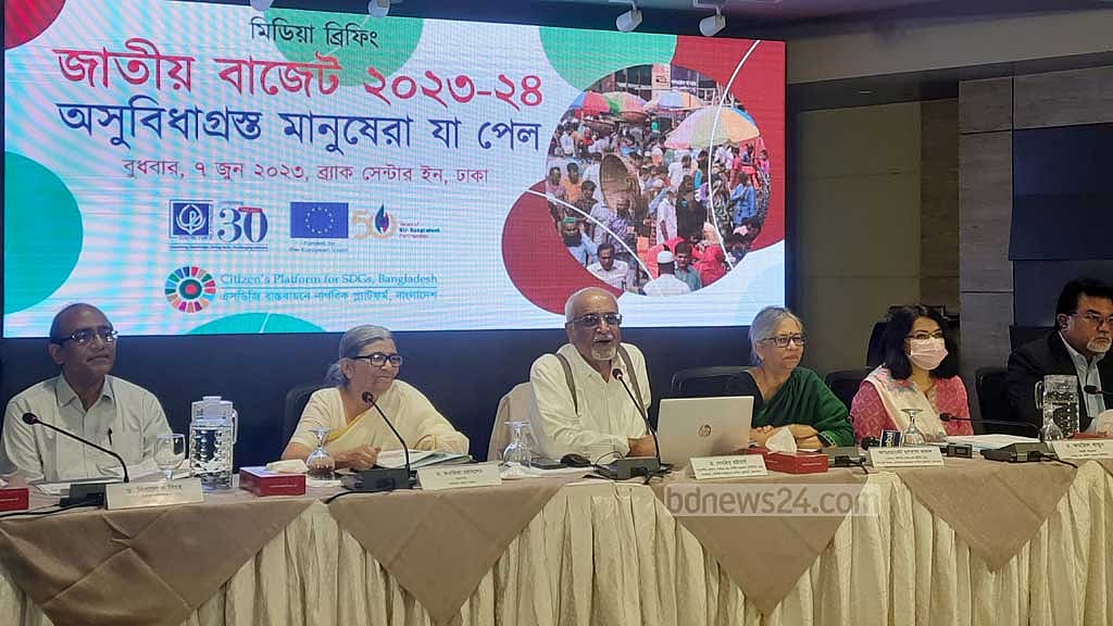 জিডিপি প্রবৃদ্ধি এখন রাজনৈতিক অভিলাষের প্রকাশ: দেবপ্রিয়
