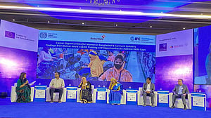 পোশাক কারখানায় নারী সুপারভাইজার বেশি ‘উৎপাদনবান্ধব’: সমীক্ষা