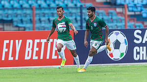 শেষের গোলে হারল বাংলাদেশ