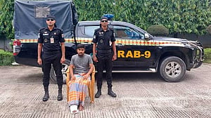 সিলেটে সড়কে ১৫ জনের মৃত্যুর ঘটনায় ট্রাক চালক গ্রেপ্তার