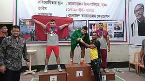 জাতীয় ভারোত্তোলনে সোনা জিয়ারুলের