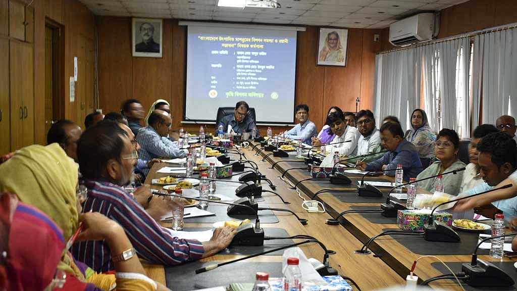দেশের চাহিদা মিটিয়ে মাশরুম ‘রপ্তানিও সম্ভব’