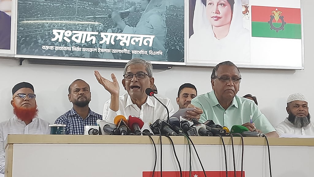 সেন্ট মার্টিন নিয়ে প্রধানমন্ত্রীর বক্তব্য ‘ভিত্তিহীন’: মির্জা ফখরুল