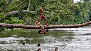 কেন এত গরম