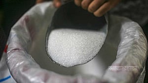ঈদের আগে চিনির দাম বাড়ানো যাবে না: বাণিজ্যমন্ত্রী