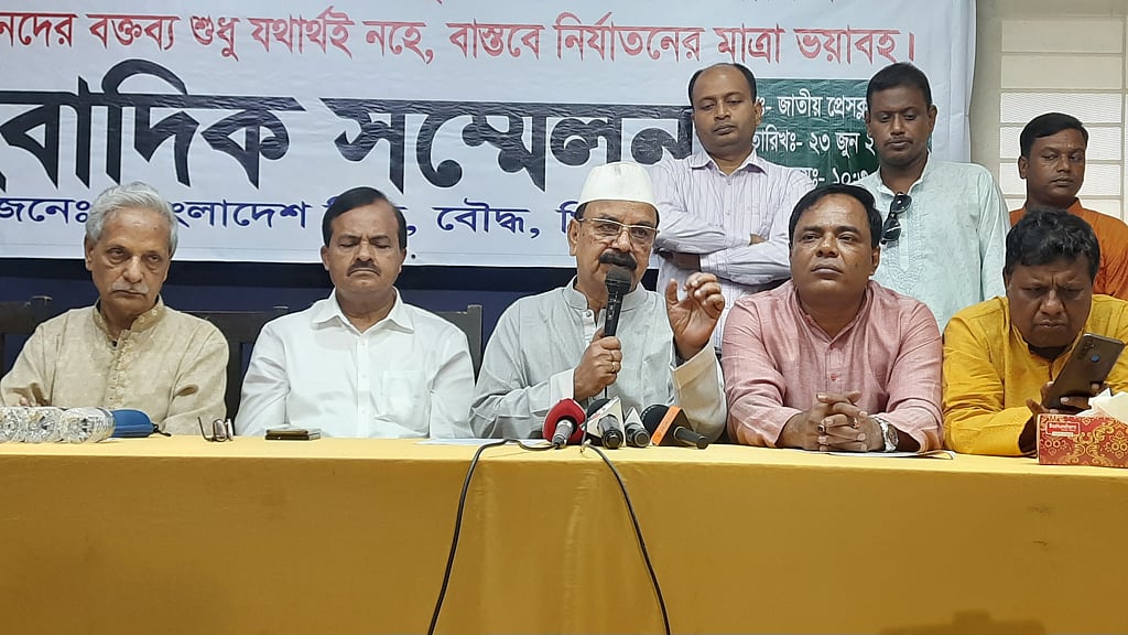 ‘নিরাপত্তাহীনতায়’ দেশ ছাড়ছে হিন্দুরা: গয়েশ্বর