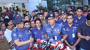 নোয়াখালীতে মা-মেয়ে হত্যায় ‘প্রেম ও অর্থ’: পুলিশ