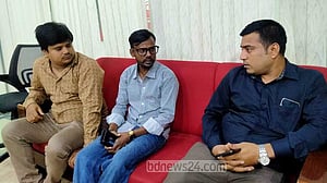 ঢাকা-১৭: প্রার্থিতা ফিরে পেতে ইসিতে হিরো আলমের আপিল