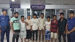 লাঠি হাতে যানবাহন থামিয়ে চাঁদাবাজি, ৮ জনের জেল