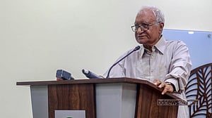 ক্যান্সার প্রতিরোধে চাই রাষ্ট্রীয় উদ্যোগ: সিরাজুল ইসলাম চৌধুরী