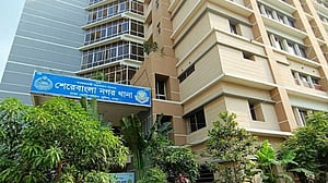 মধ্যরাতে বাইরে যেতে বাধা, ভাড়াটিয়ার ছুরিতে নিরাপত্তারক্ষীর মৃত্যু
