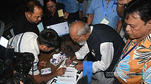 খুলনা সিটি ভোট: আশাবাদী খালেক, ‘মেনে নেবেন’ ভোটের ফল