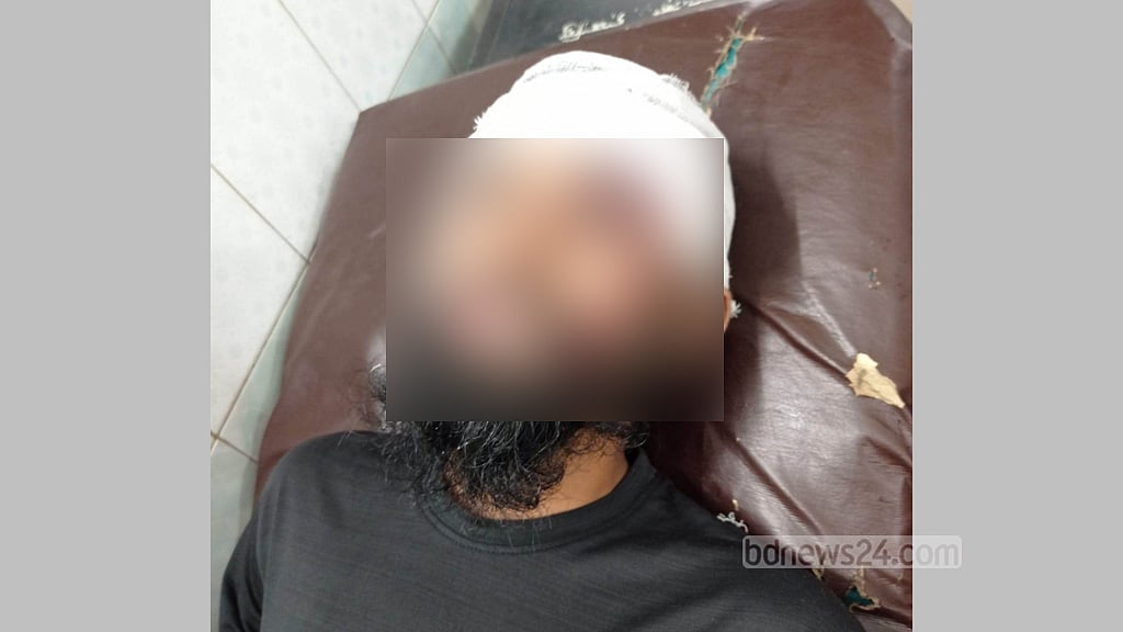 ‘ছাত্রলীগ পরিচয়ে’ এমসি কলেজ ছাত্রাবাসে হামলা, শিক্ষার্থী আহত