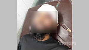 ‘ছাত্রলীগ পরিচয়ে’ এমসি কলেজ ছাত্রাবাসে হামলা, শিক্ষার্থী আহত