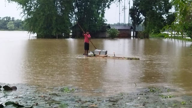 আসামের ১১ জেলায় বন্যা, দুর্ভোগে হাজার হাজার মানুষ