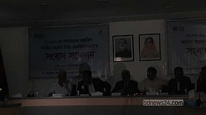 ‘অন্ধকার অনেক ব্যয়বহুল’