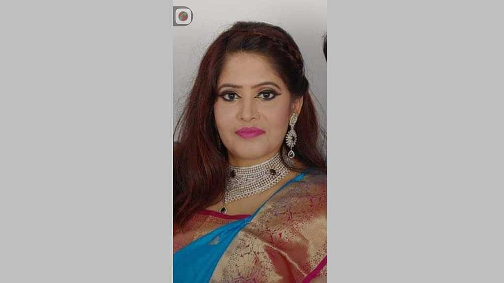 স্ত্রীর লাশ পুঁতে রাখার স্থান কানাডা থেকে ভিডিও কলে দেখালেন স্বামী