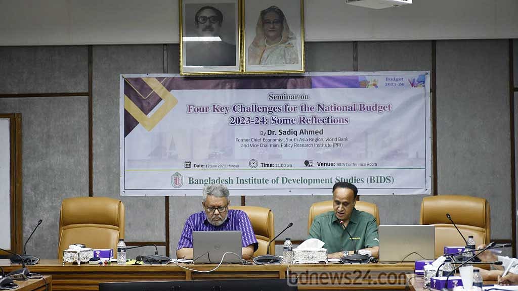 ‘অর্থনীতির স্থিতিশীলতা পুনরুদ্ধারই প্রস্তাবিত বাজেটের মূল চ্যালেঞ্জ’