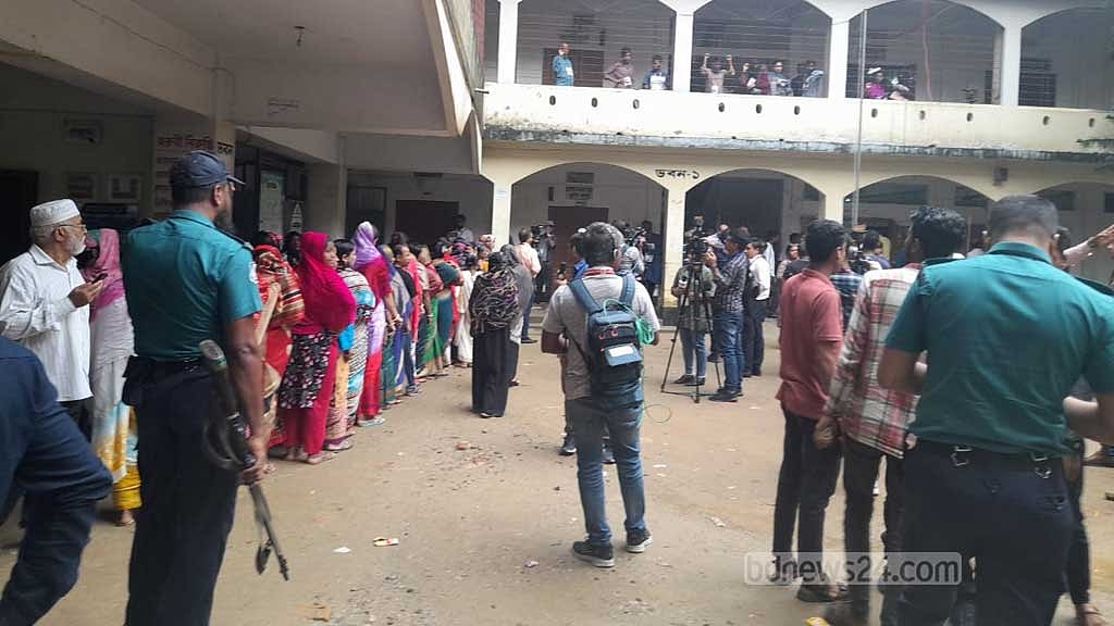 দলের ভোটের অনুপাতে সংসদে আসন বরাদ্দের সুপারিশ টিআইবির