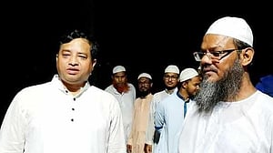 গভীর রাতে চরমোনাই পীরের দরবারে জাহাঙ্গীর, ফয়জুলের সঙ্গে বৈঠক