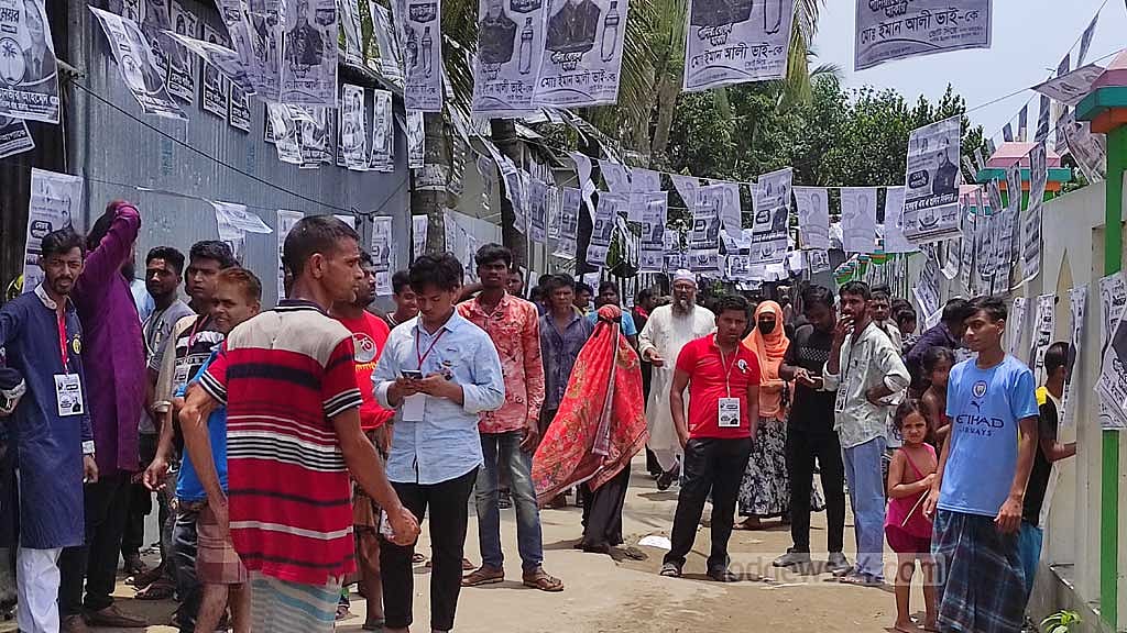 গোপালদী পৌর ভোট: অনেক কেন্দ্রে নৌকা ছাড়া এজেন্ট নেই, হুমকির অভিযোগ
